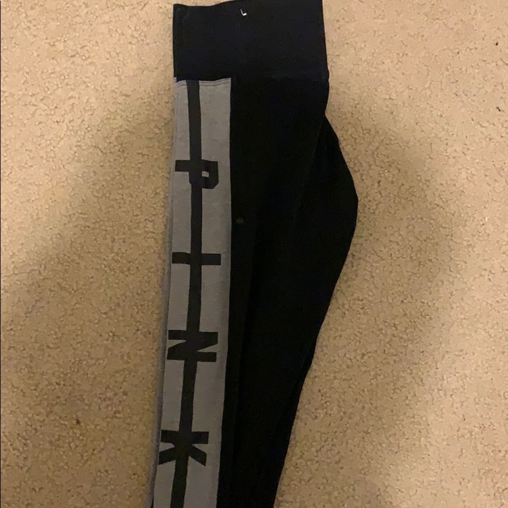 Pink leggings (gray and black)